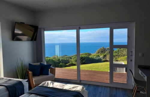 Pinnacle Point House | 330 m² House ∙ 3 bedrooms ∙ 6 guests