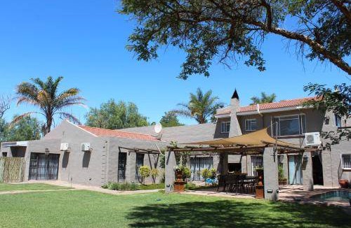 Oudtshoorn Bed & Breakfast | 34 m² Bed and breakfast ∙ 3 guests