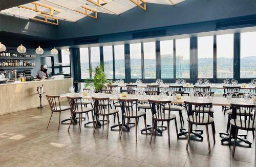Menlyn Hotel | 34 m² Hotel ∙ 2 guests