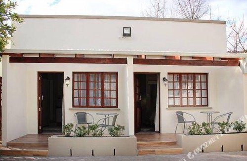 Komani Bed & Breakfast | 35 m² Bed and breakfast ∙ 3 guests