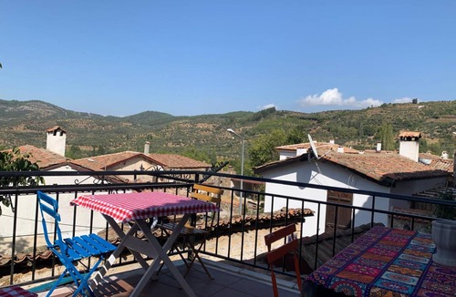 Sirince Hotel | 35 m² Hotel ∙ 4 guests