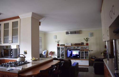 Greater Johannesburg Metropolitan Area Hotel | 35 m² Hotel ∙ 4 guests