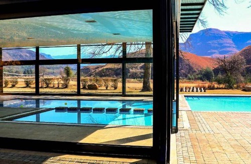 Sani Pass Resort | 35 m² Resort ∙ 10 guests