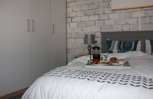 Somerset West Apartment | 35 On Abbey, Spacious, comfort with a rustic look.