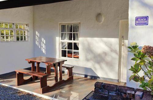 Hogsback House | 350 m² House ∙ 3 bedrooms ∙ 6 guests