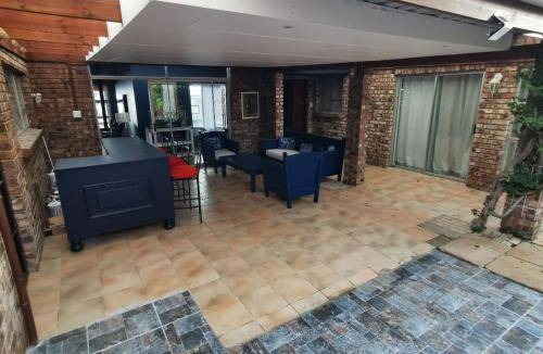 Herolds Bay House | 350 m² House ∙ 4 bedrooms ∙ 8 guests