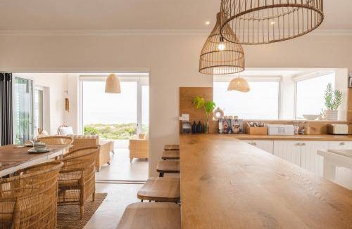 Yzerfontein Resort | 350 m² Resort ∙ 4 bedrooms ∙ 13 guests
