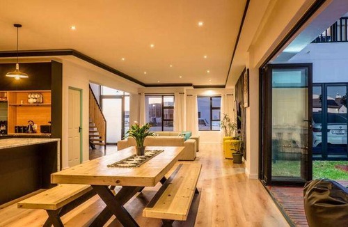 St. Helena Bay Villa | 350 m² Villa ∙ 3 bedrooms ∙ 10 guests