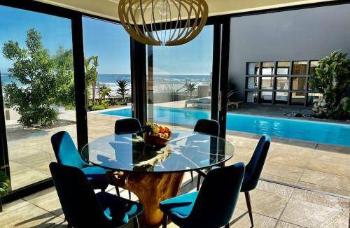 Kommetjie Villa | 350 m² Villa ∙ 4 bedrooms ∙ 7 guests