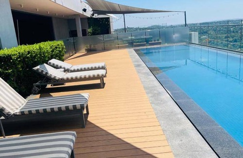 Menlyn Apartment | 36 m² Apartment ∙ 2 guests