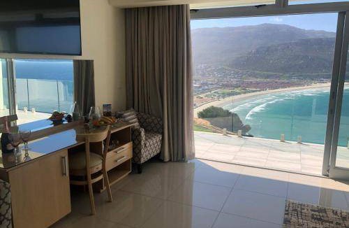 Fish Hoek Bed & Breakfast | 36 m² Bed and breakfast ∙ 2 guests