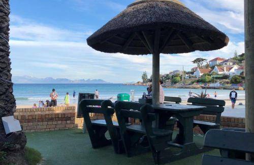 Fish Hoek Bed & Breakfast | 36 m² Bed and breakfast ∙ 2 guests