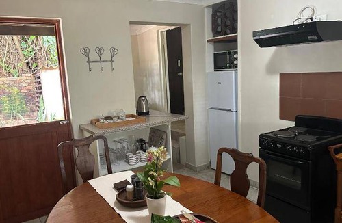 Salt Rock Bed & Breakfast | 36 m² Bed and breakfast ∙ 2 bedrooms ∙ 3 guests