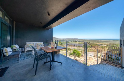 Noordhoek Apartment | 365 Sunset Self Catering Apartments