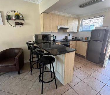 Sea Point Apartment | 37 m² Apartment ∙ 1 bedroom ∙ 2 guests