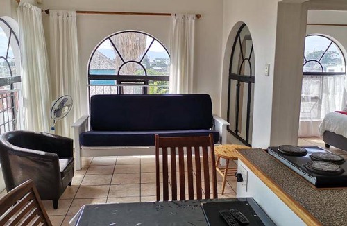 Gansbaai Apartment | 37 m² Apartment ∙ 2 bedrooms ∙ 8 guests
