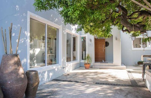 Hermanus Bed & Breakfast | 38 m² Bed and breakfast ∙ 127 guests