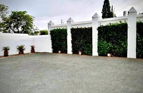 Graaff-Reinet Bed & Breakfast | 38 m² Bed and breakfast ∙ 5 guests