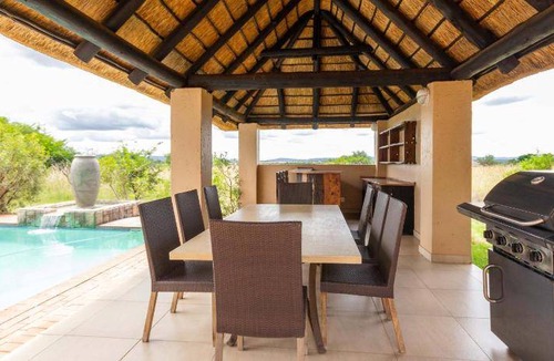Leeupoort Villa | 380 m² Villa ∙ 5 bedrooms ∙ 12 guests