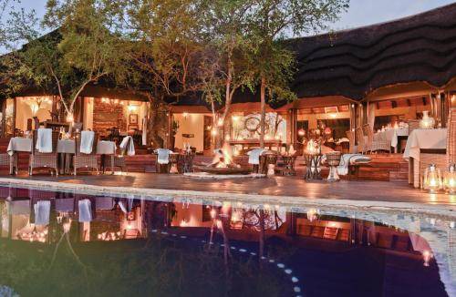 Madikwe Game Reserve Cabin | 390 m² Lodge ∙ 2 bedrooms ∙ 4 guests