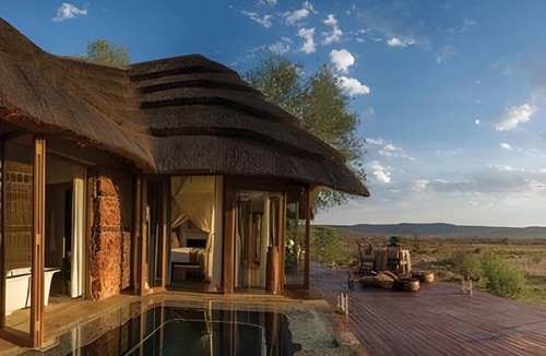 Madikwe Game Reserve Cabin | 390 m² Lodge ∙ 2 bedrooms ∙ 4 guests