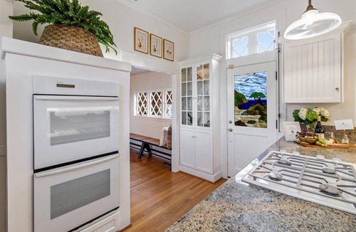 Pacific Grove House | 3987 Lovers Point Whitewater Cottage, Bay View!