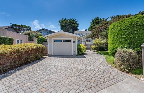Pacific Grove House | 3988 Cannery Cottage - Coastal Living Near the Bay
