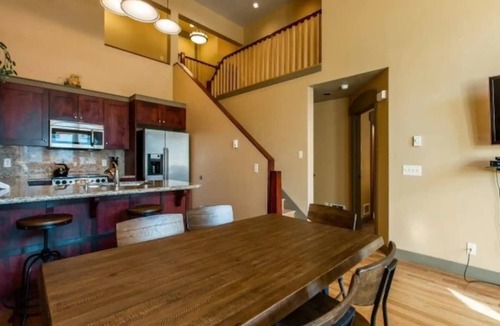 Salt Lake Mountain Resorts Ski Chalet | 4 bdr Swiss chalet in Solitude, 5 min to lifts
