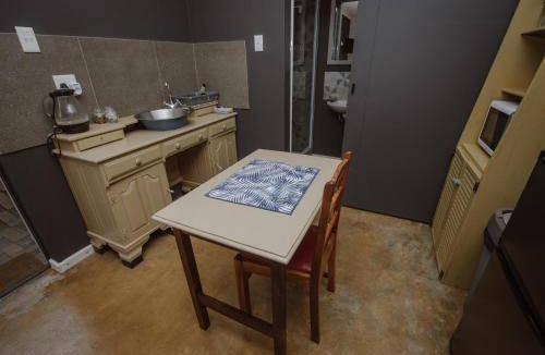 Langenhoven Park Apartment | 40 m² Apartment ∙ 4 guests