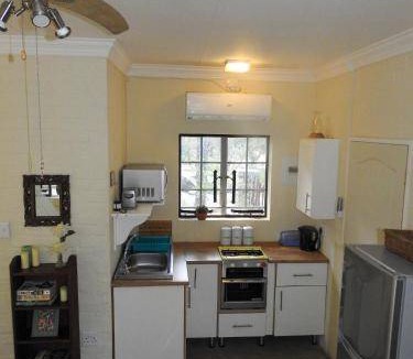 Marloth Park Apartment | 40 m² Apartment ∙ 1 bedroom ∙ 2 guests