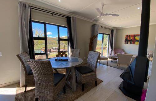 Himeville Apartment | 40 m² Apartment ∙ 2 bedrooms ∙ 5 guests