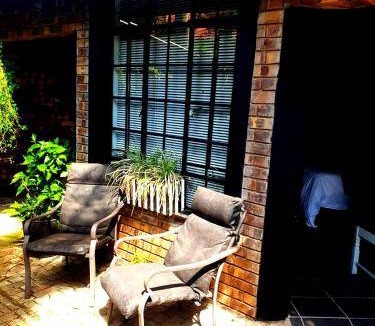 Nelspruit Apartment | 40 m² Apartment ∙ 2 bedrooms ∙ 3 guests