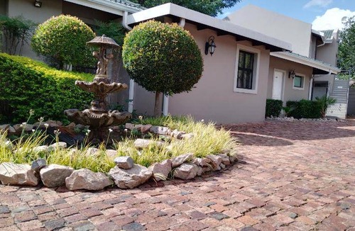 Lyttelton Manor Bed & Breakfast | 40 m² Bed and breakfast ∙ 2 guests