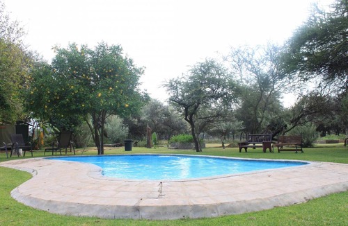 Mookgopong House | 40 m² Bungalow ∙ 3 bedrooms ∙ 7 guests