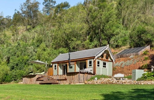 Mossel Bay Cabin | 40 m² Cabin ∙ 1 bedroom ∙ 2 guests
