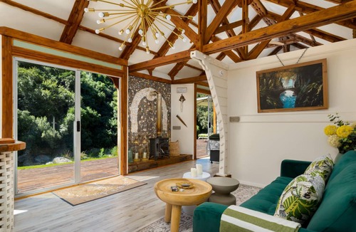 Mossel Bay Cabin | 40 m² Cabin ∙ 1 bedroom ∙ 2 guests