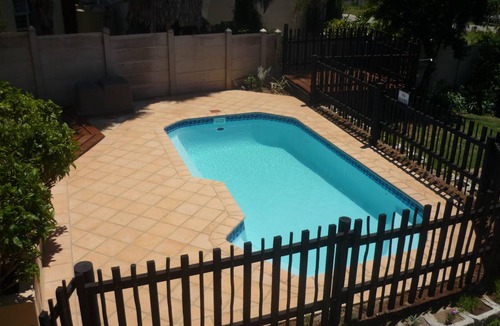 Wavecrest Other | 400 m² Accommodation ∙ 6 bedrooms ∙ 2 guests