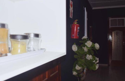 Greater Johannesburg Metropolitan Area Bed & Breakfast | 400 m² Bed and breakfast ∙ 2 bedrooms ∙ 4 guests