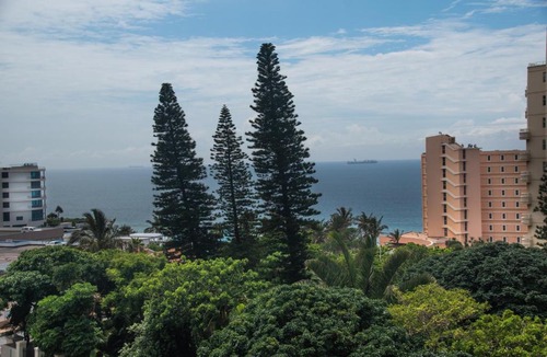 Umhlanga Apartment | 401 Lighthouse Mall