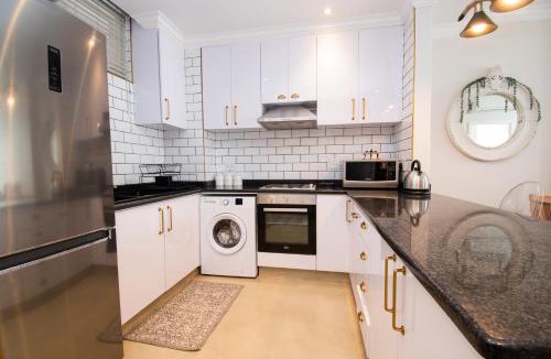 Umhlanga Apartment | 401 Lighthouse Mall