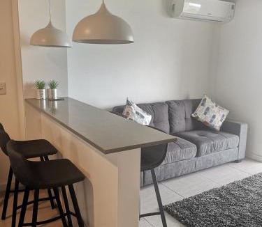 Hillhead Apartment | 407 Coral Point