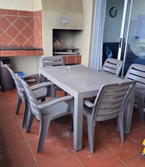 Kingsborough Apartment | 407 L'Escalier Cabanas -Beachfront Paradise