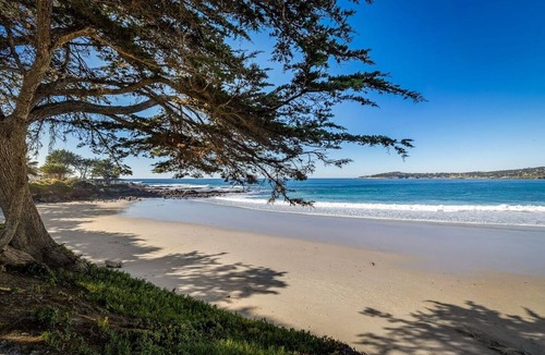 Carmel Point House | 4078 Betsy’s Bon Temps Beach Chalet, Walk to Beach