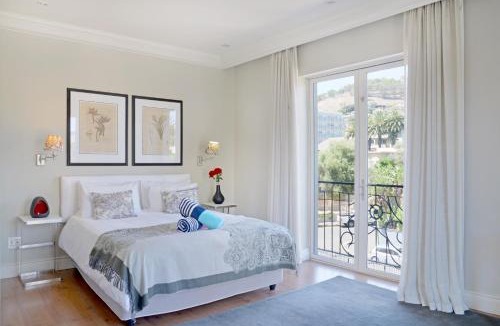 Green Point Apartment | 414 - 1BDR Apartment close to V&A Waterfront