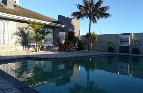 Port Elizabeth Bed & Breakfast | 420 on Cape