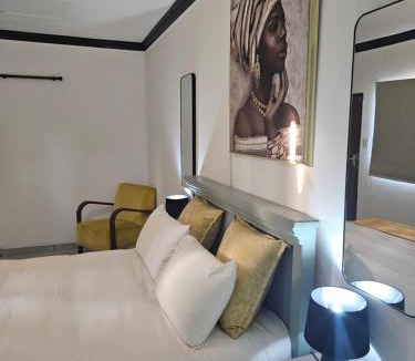 Emalahleni House | 43 Home apartment