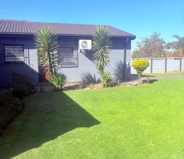 Emalahleni House | 43 Home
