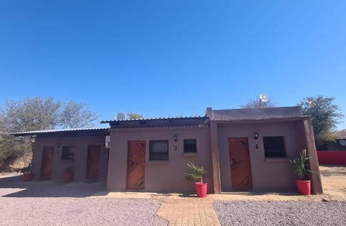 Lephalale Cabin | 45 m² Lodge ∙ 2 guests