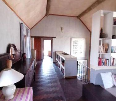 Magaliesberg Villa | 450 m² Villa ∙ 4 bedrooms ∙ 8 guests