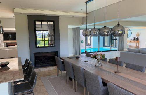 Sunset Beach Villa | 453 m² Villa ∙ 3 bedrooms ∙ 6 guests
